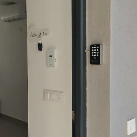 Parking, Ubicación Y Confort